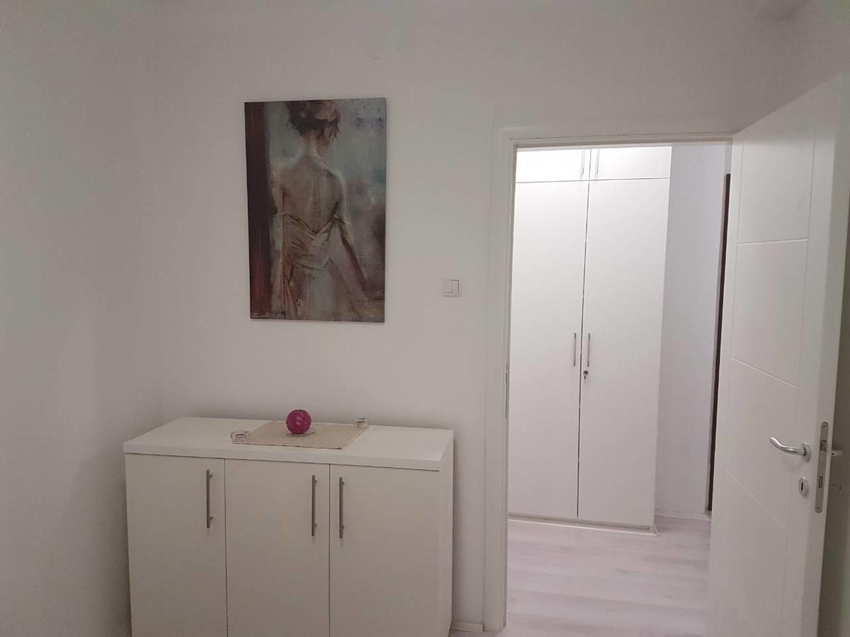 Apartment Gea 18 Novi Sad Exteriör bild