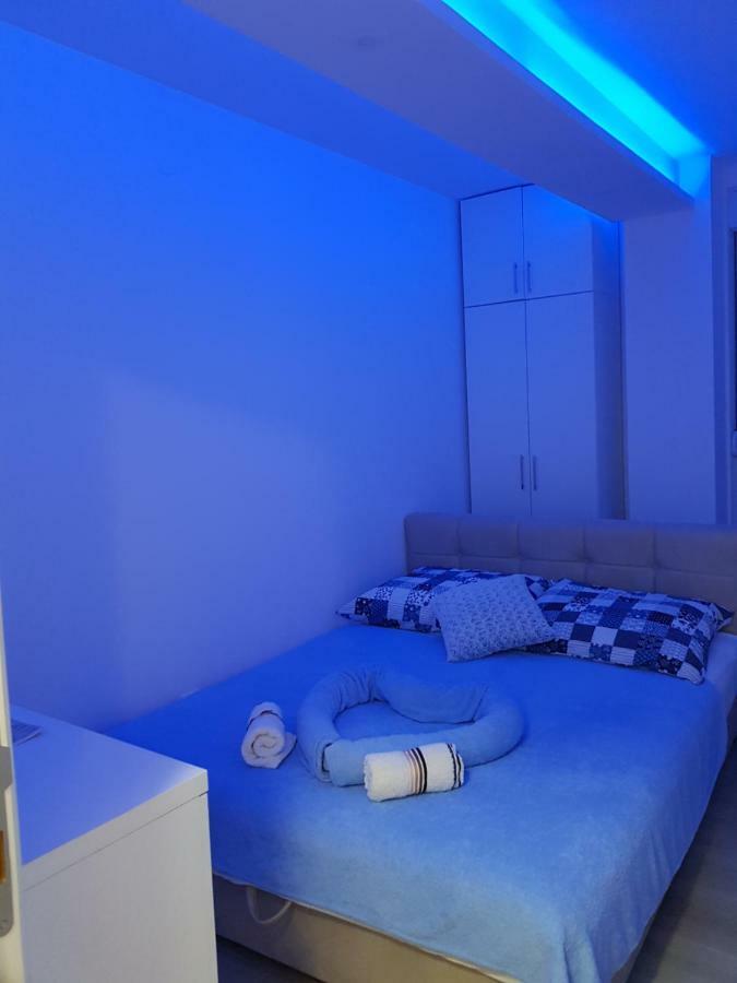 Apartment Gea 18 Novi Sad Exteriör bild
