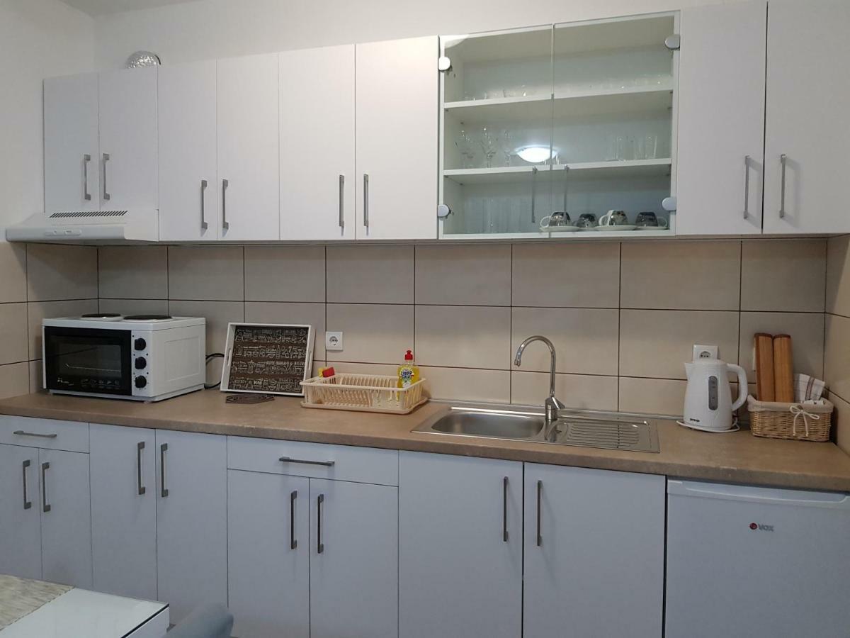 Apartment Gea 18 Novi Sad Exteriör bild