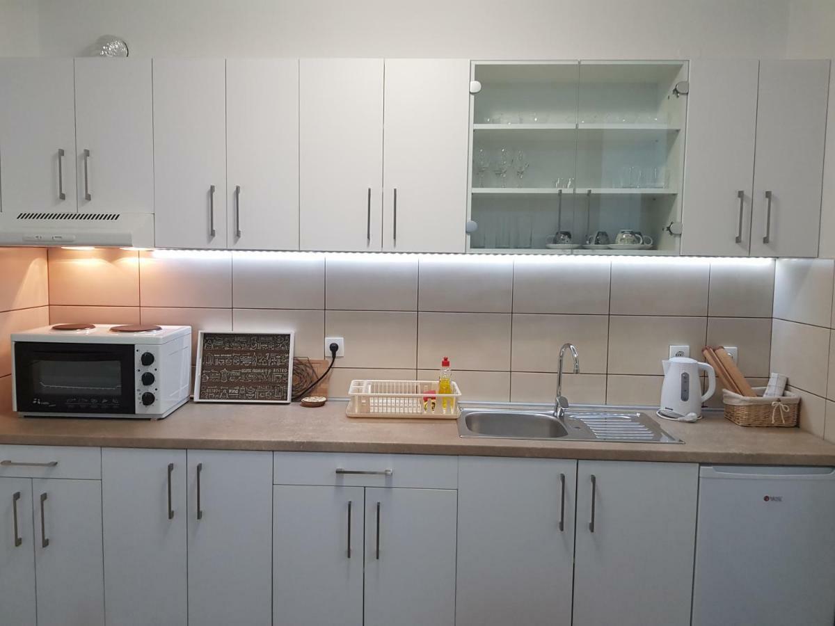 Apartment Gea 18 Novi Sad Exteriör bild