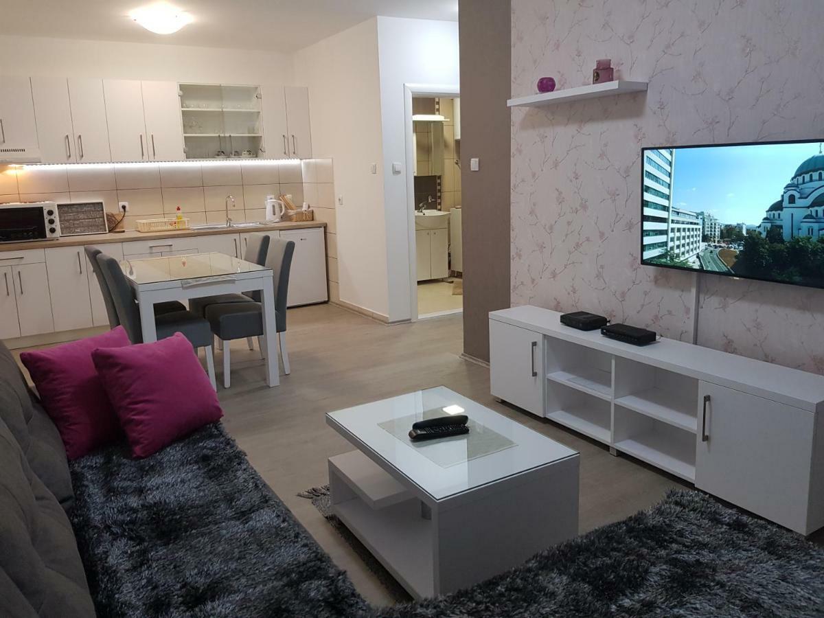 Apartment Gea 18 Novi Sad Exteriör bild