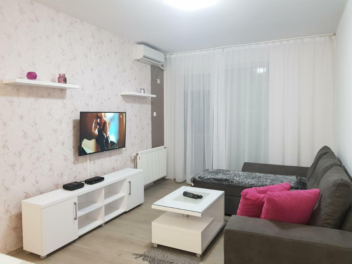 Apartment Gea 18 Novi Sad Exteriör bild